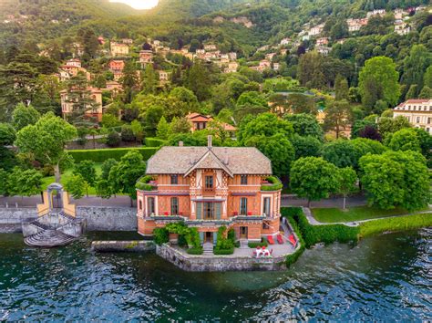 lake como mansion